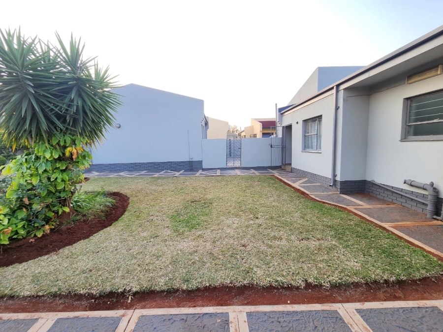3 Bedroom Property for Sale in Geelhoutpark North West